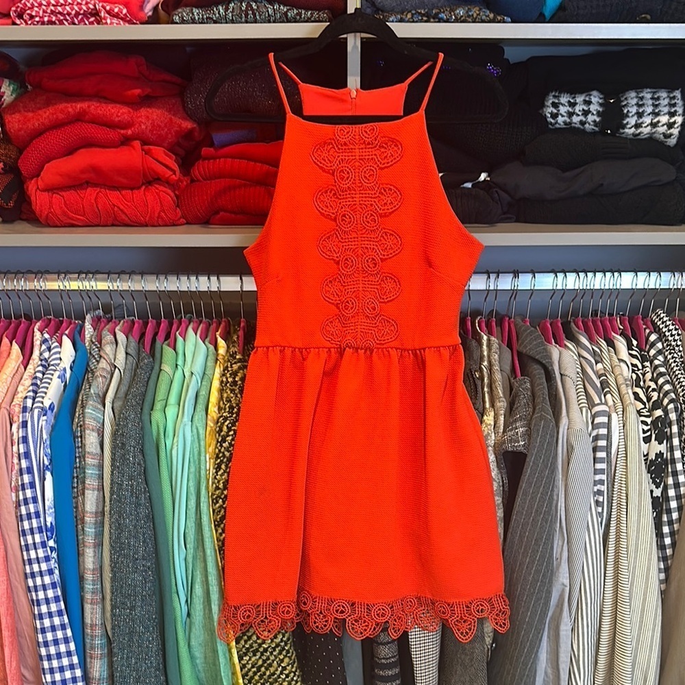Miami red embroidered sleeveless back zipper dress size L